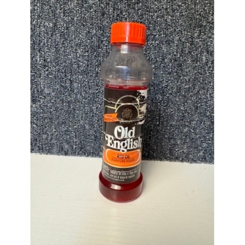 Old English Red Oil Furniture Polish Vintage 8oz Bottle 3/4 Full
